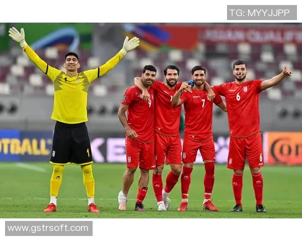 卡塔尔与伊朗足球赛精彩对决展现亚洲足球实力与激情碰撞